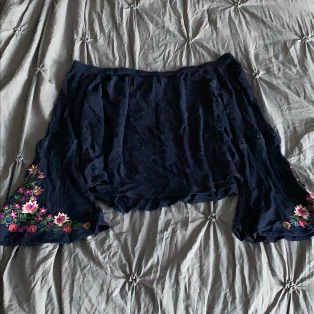 Bleuh ciel blouse top